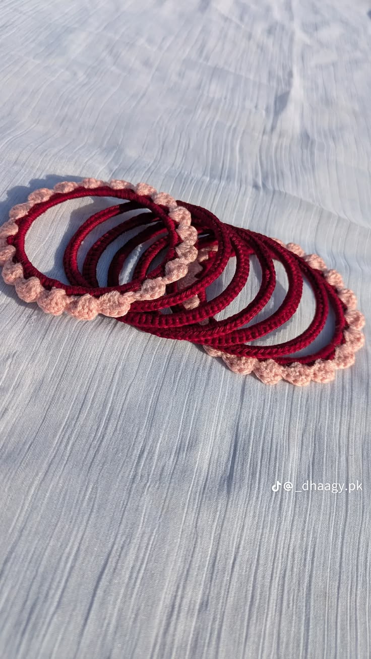 Crochet- Maroon_Pink Bangles (Set of 6)